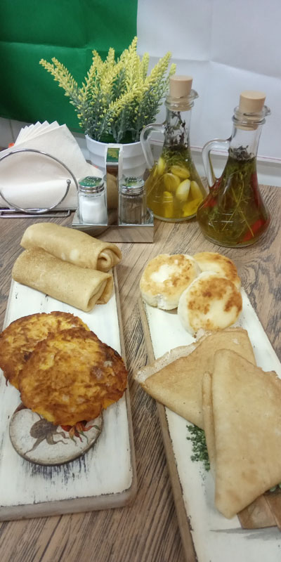 Блинчики с драниками и варениками Видное